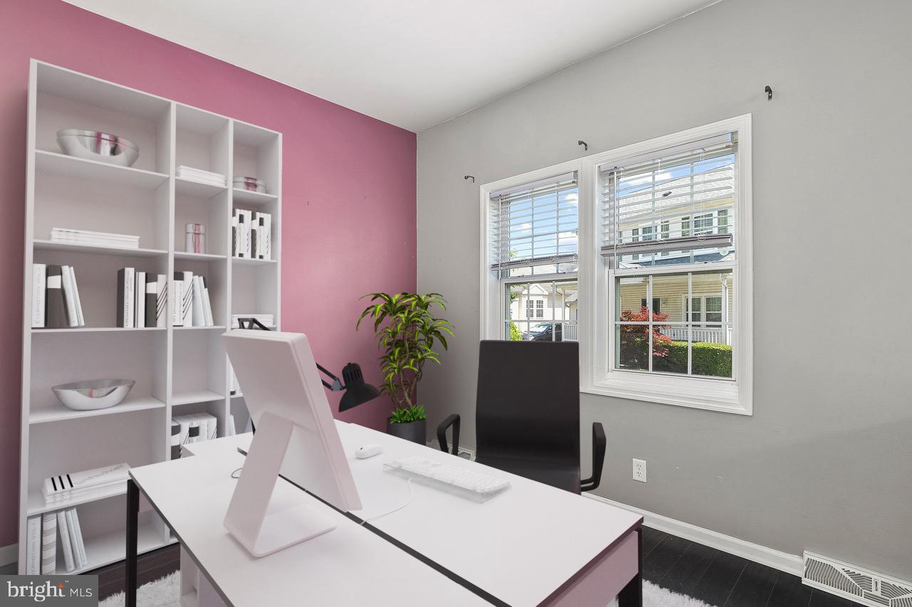 NEW COLONY VILLAGE - Residential