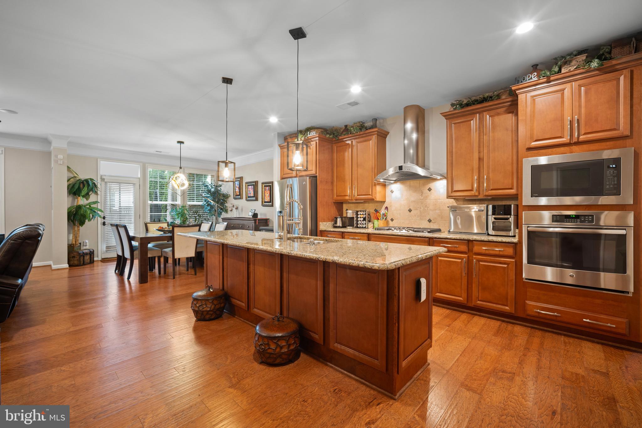STONE RIDGE LANDBAY 5R - Residential