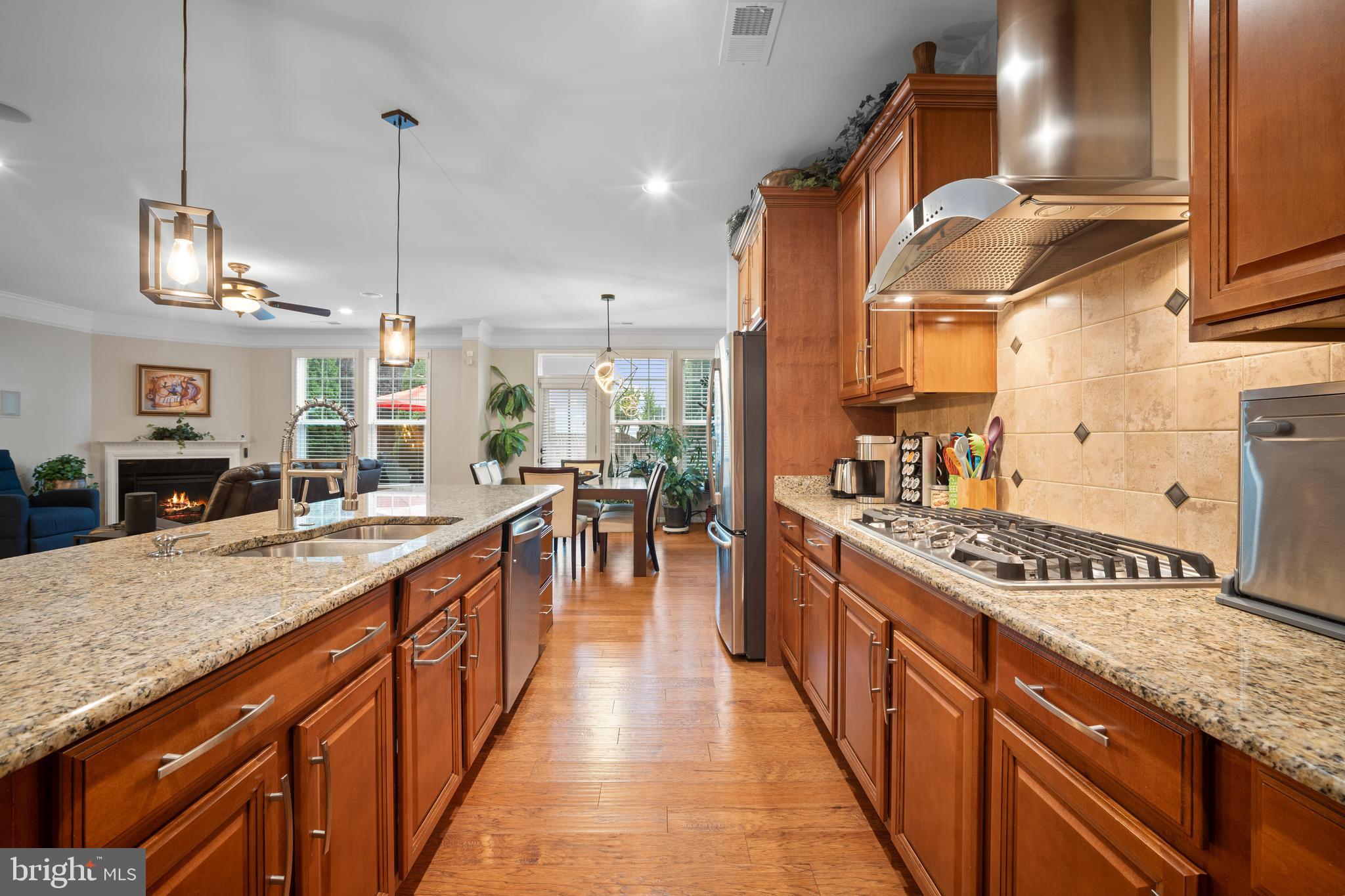 STONE RIDGE LANDBAY 5R - Residential