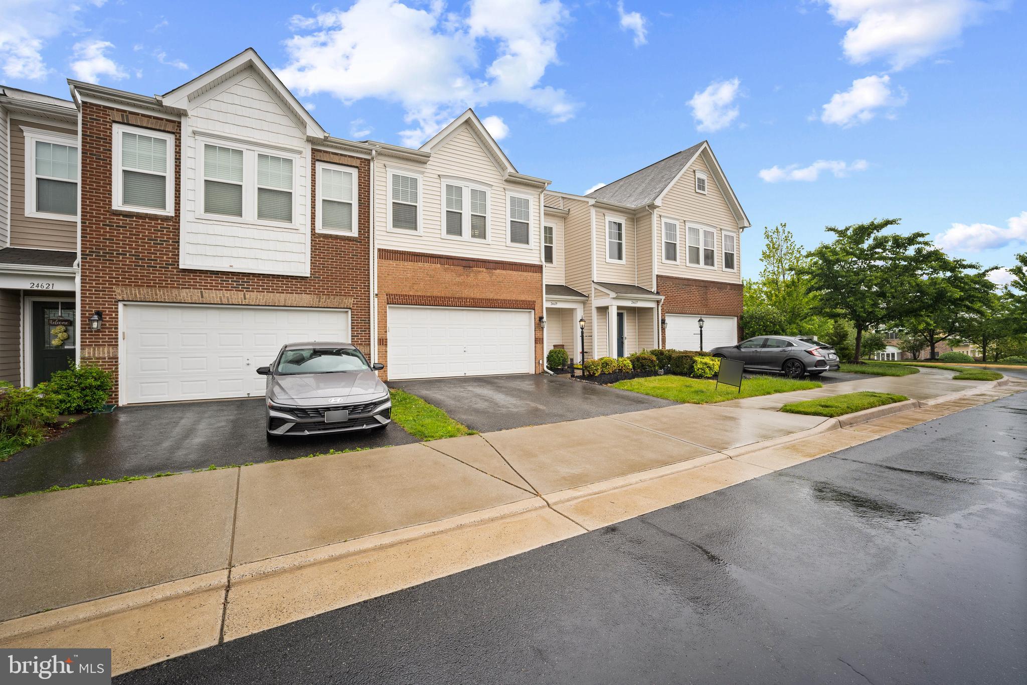 STONE RIDGE LANDBAY 5R - Residential