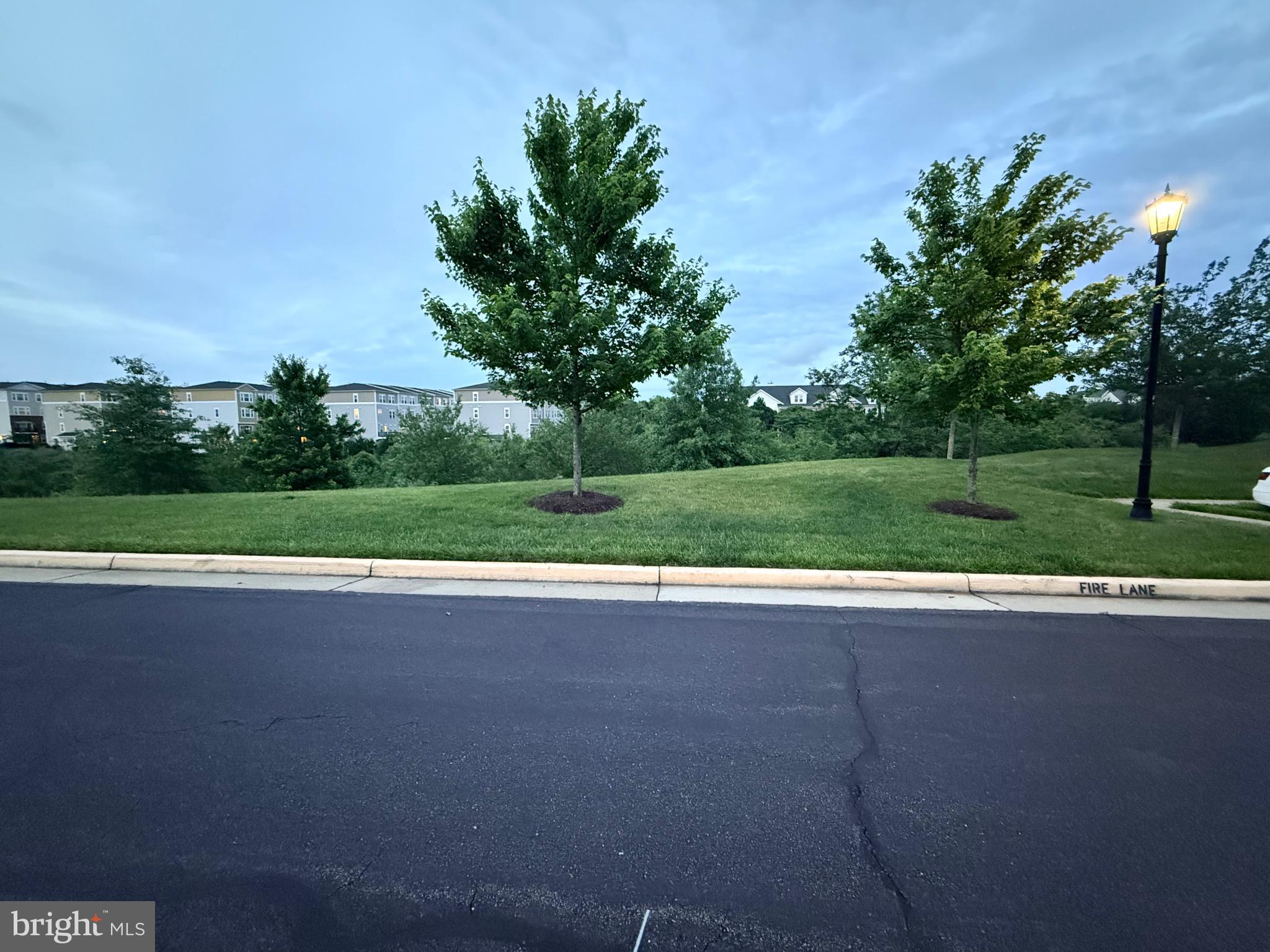 STONE RIDGE LANDBAY 5R - Residential