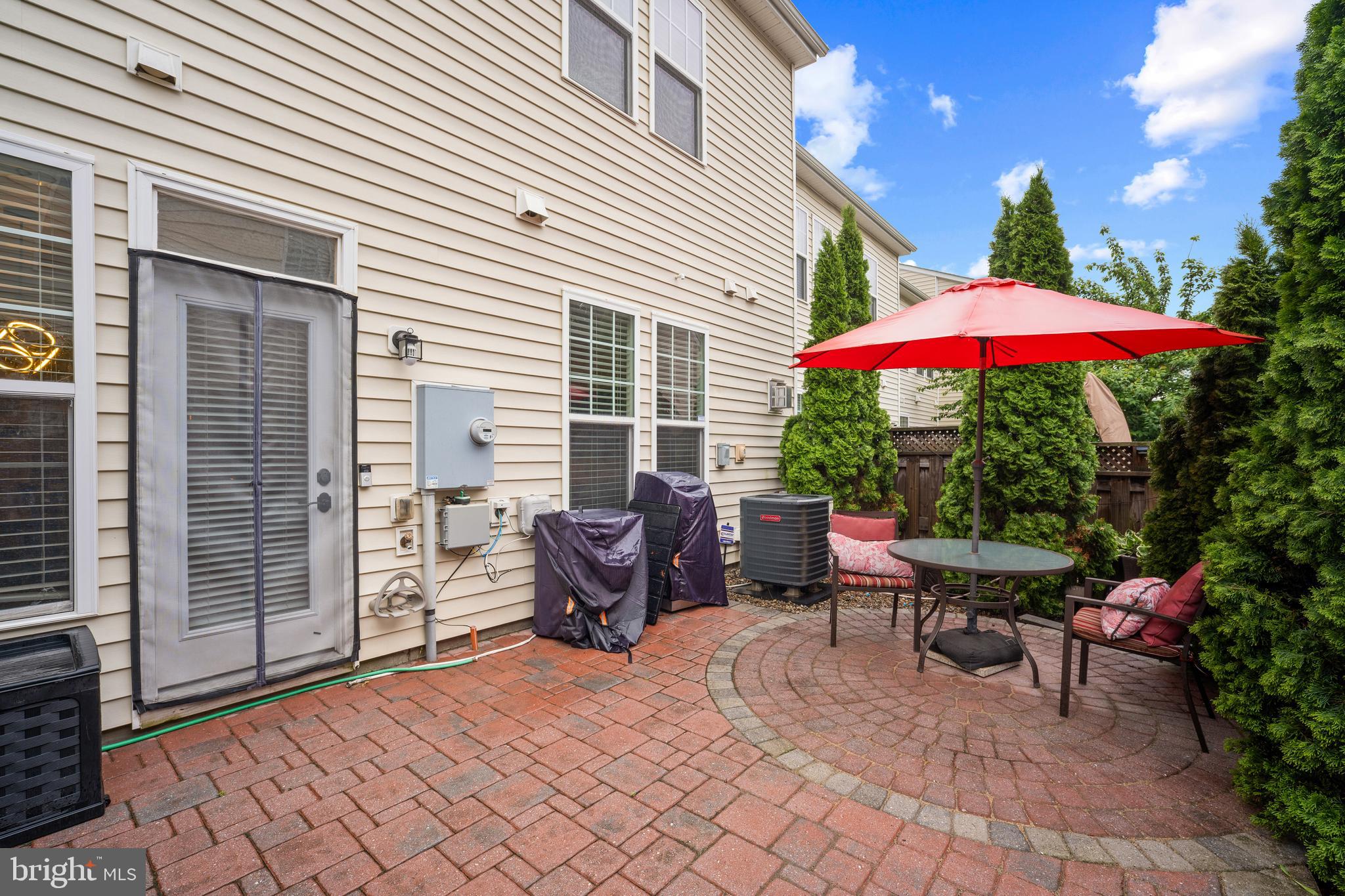 STONE RIDGE LANDBAY 5R - Residential