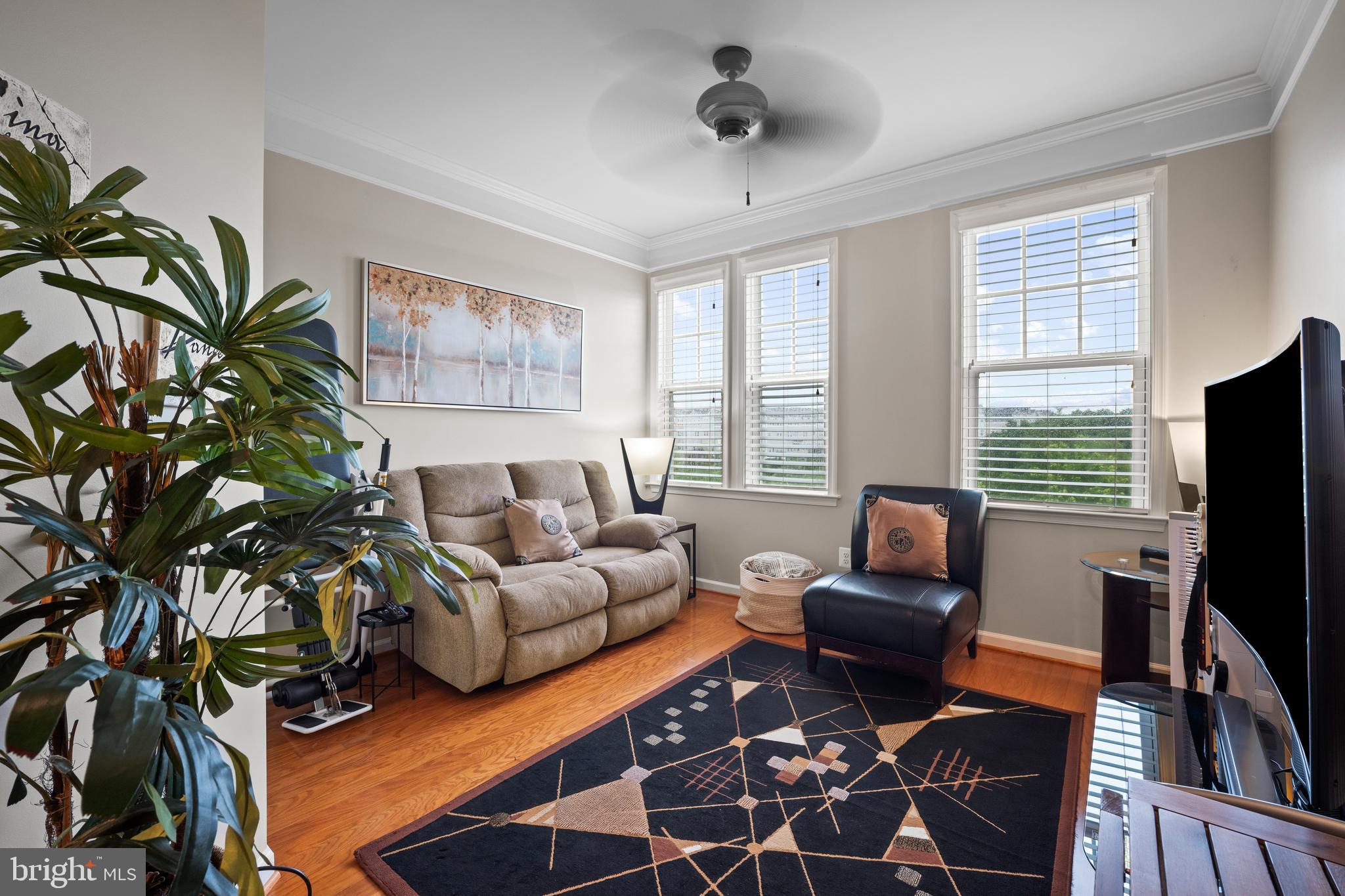 STONE RIDGE LANDBAY 5R - Residential