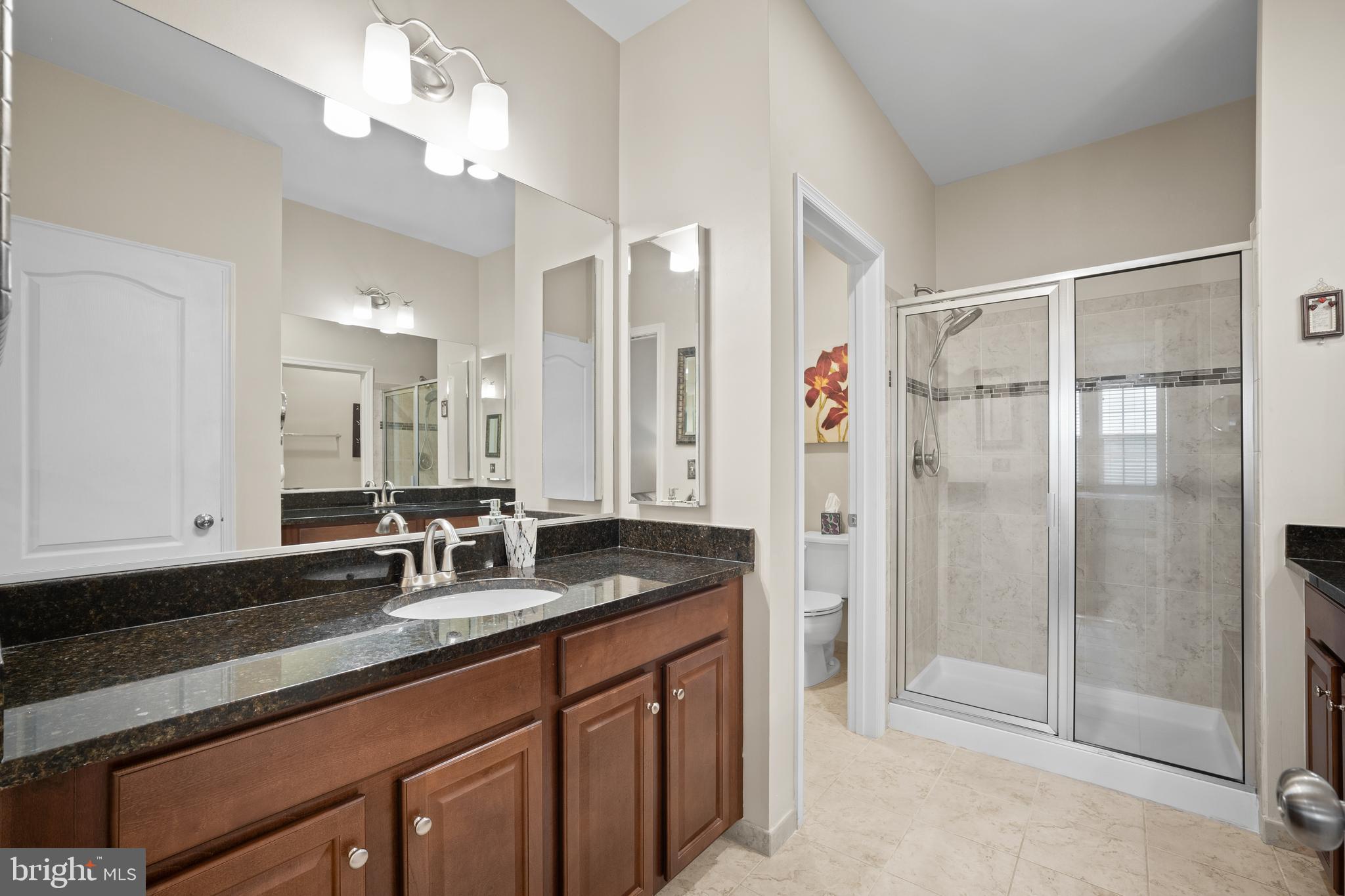 STONE RIDGE LANDBAY 5R - Residential