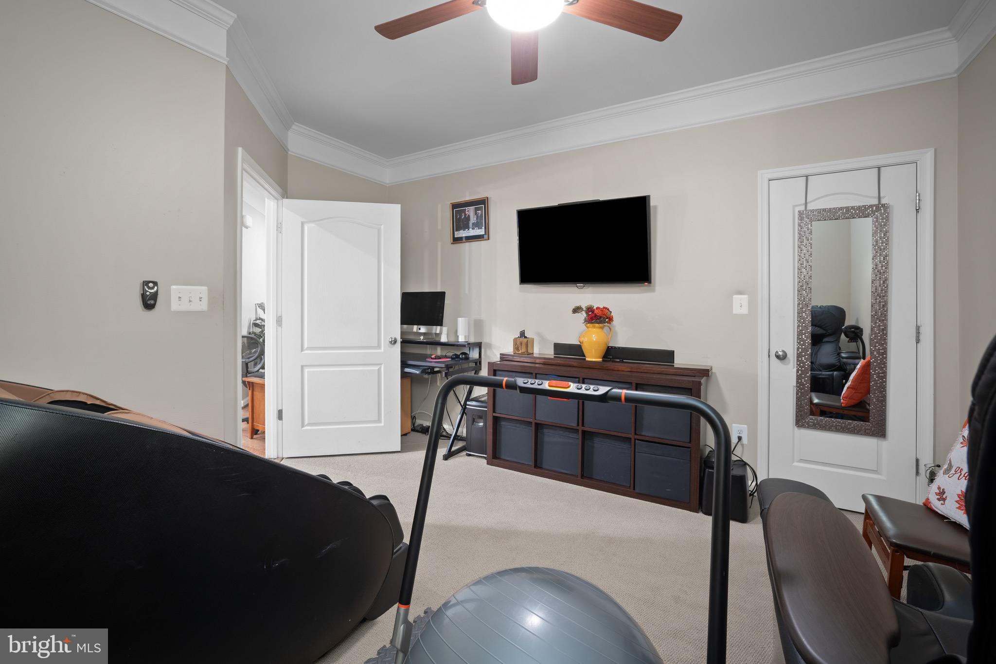 STONE RIDGE LANDBAY 5R - Residential