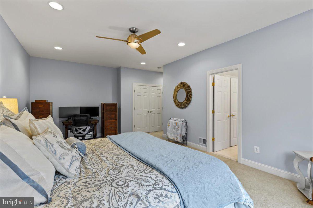 CEDAR CREST - Residential