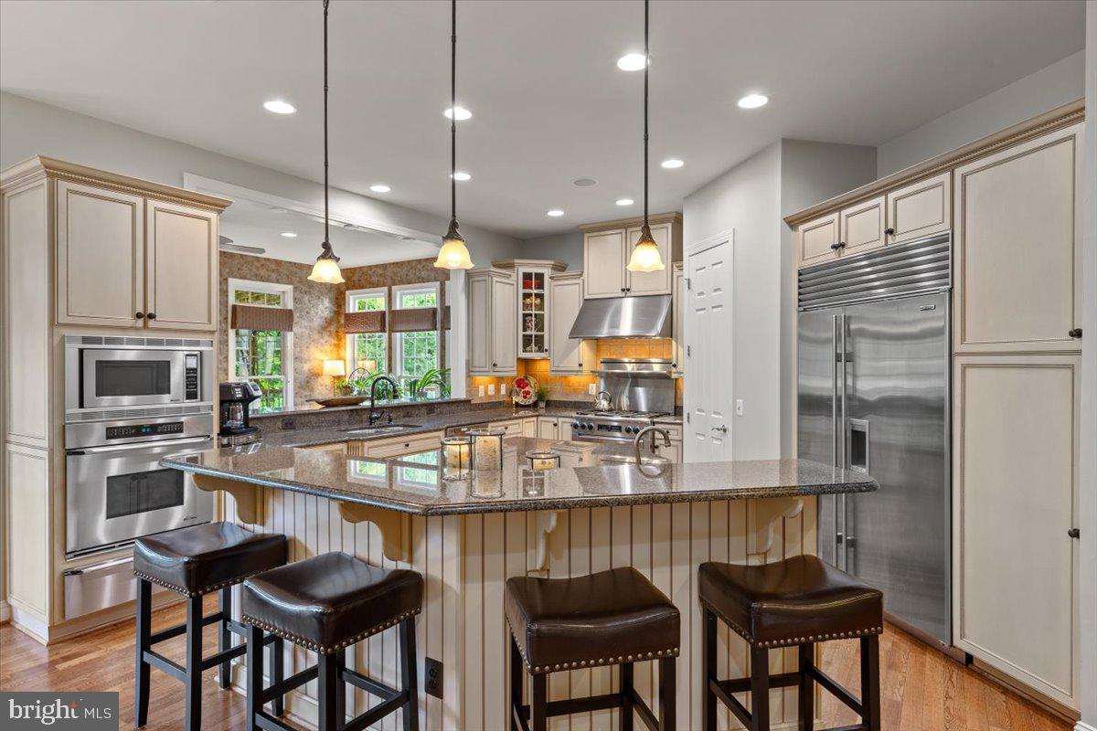 CEDAR CREST - Residential