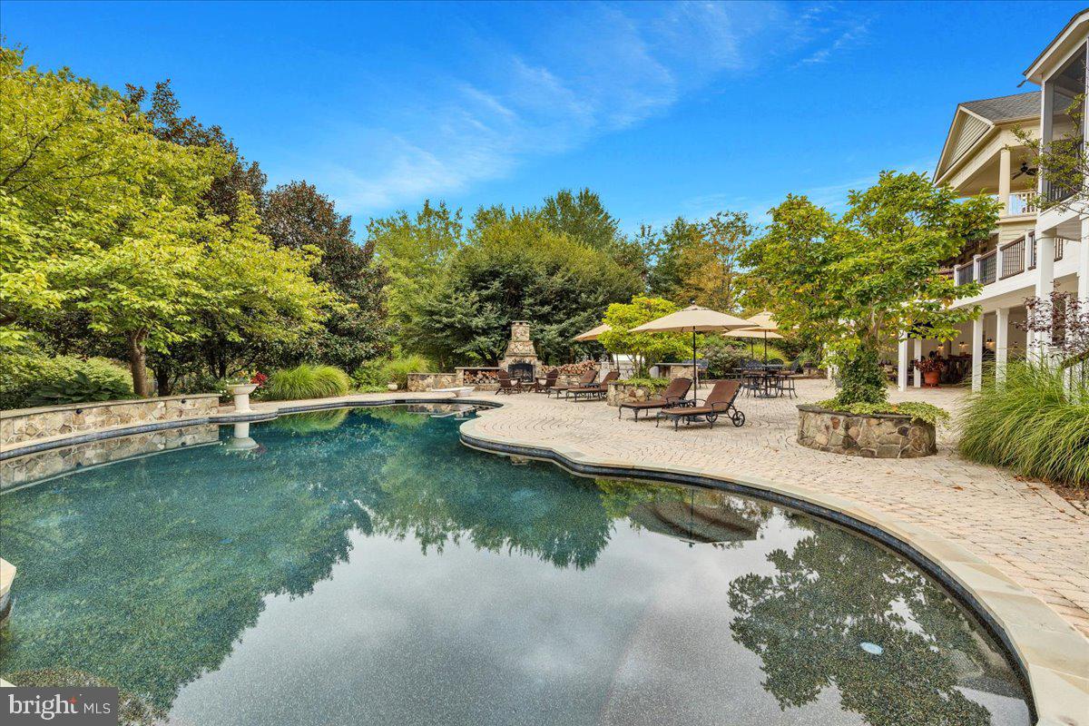 CEDAR CREST - Residential