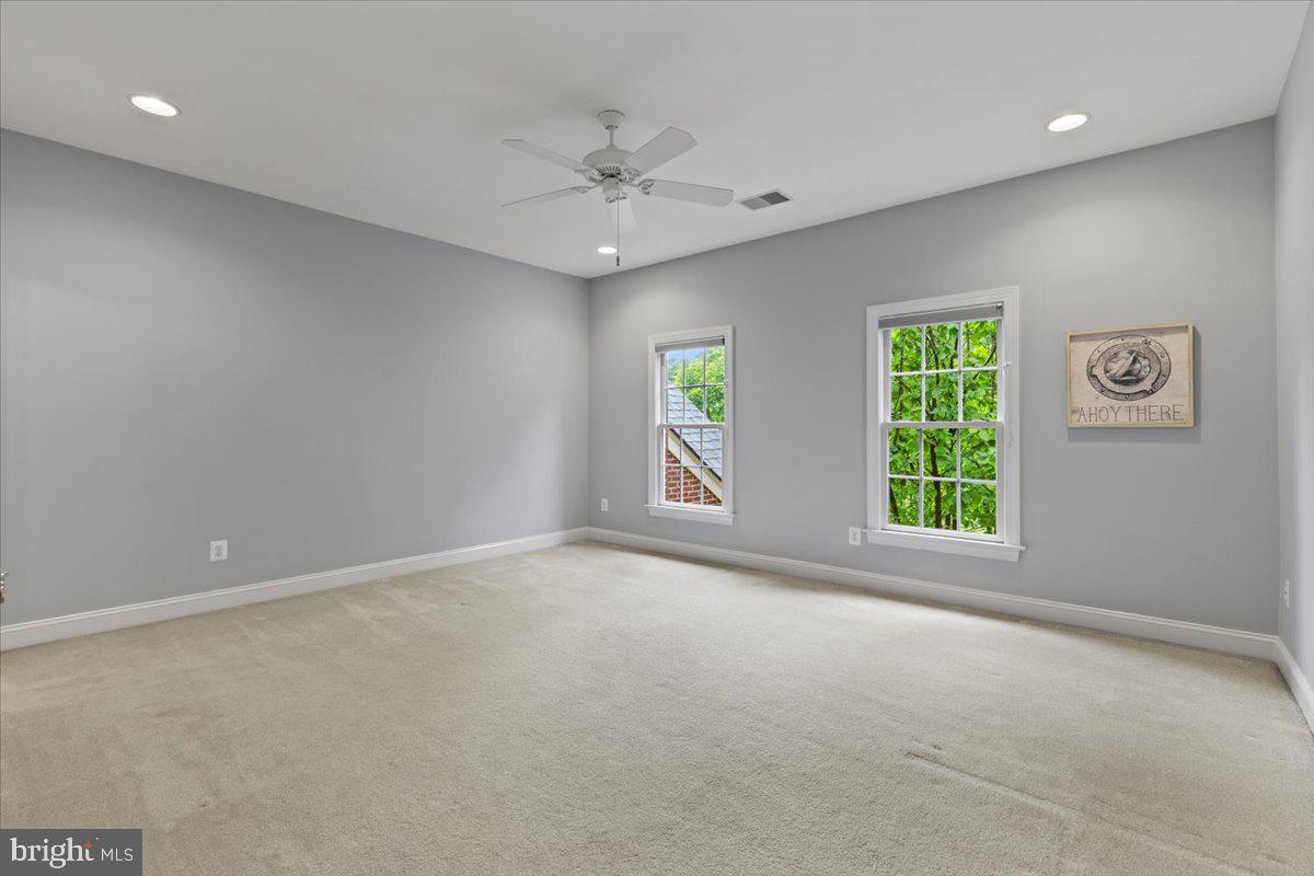 CEDAR CREST - Residential