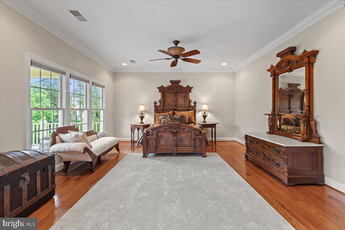 CEDAR CREST - Residential