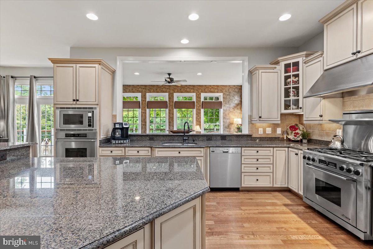 CEDAR CREST - Residential