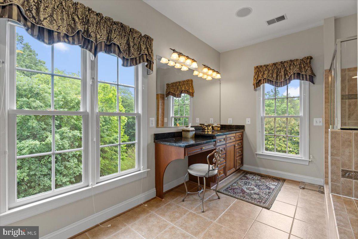 CEDAR CREST - Residential