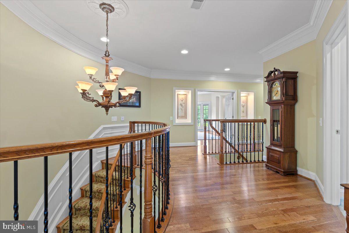 CEDAR CREST - Residential