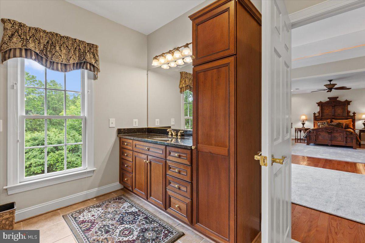 CEDAR CREST - Residential