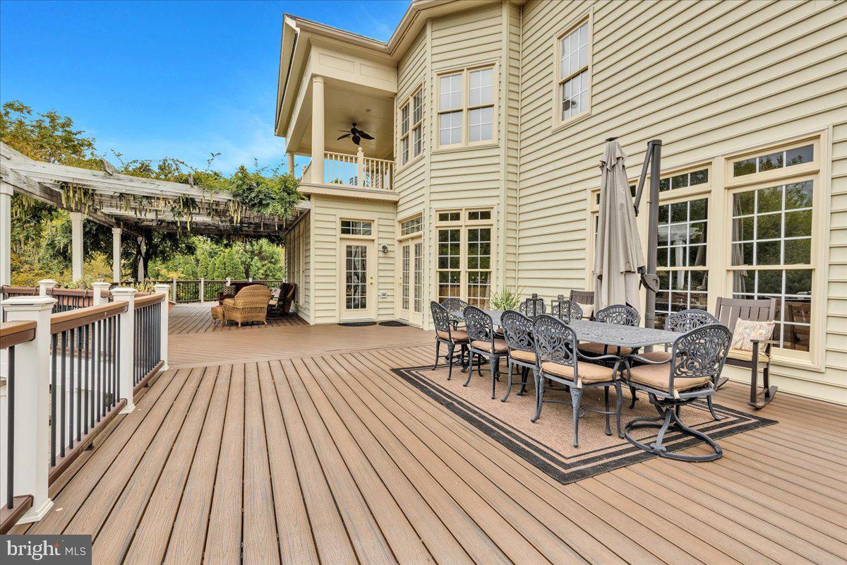 CEDAR CREST - Residential