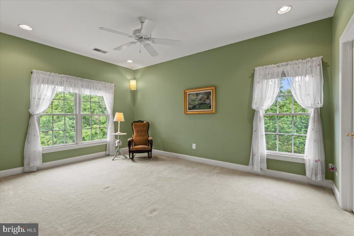 CEDAR CREST - Residential