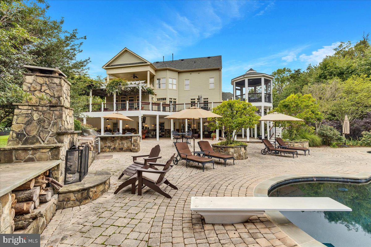 CEDAR CREST - Residential