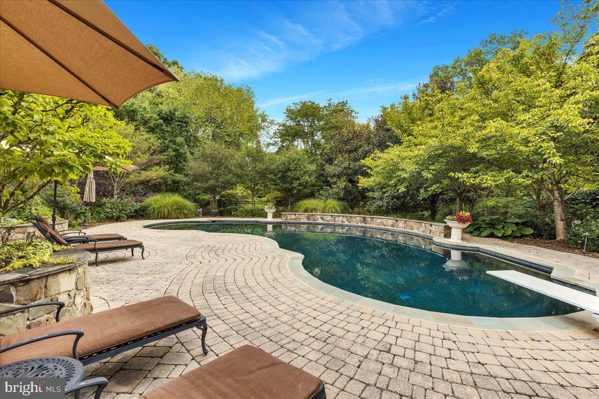 CEDAR CREST - Residential