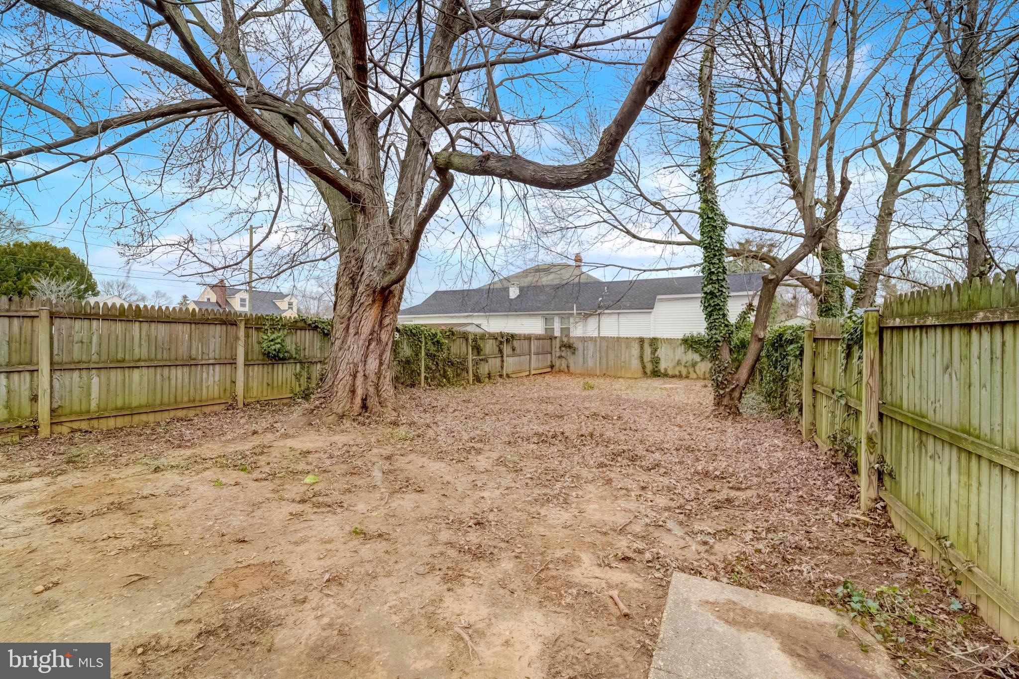 HILLCREST - Residential