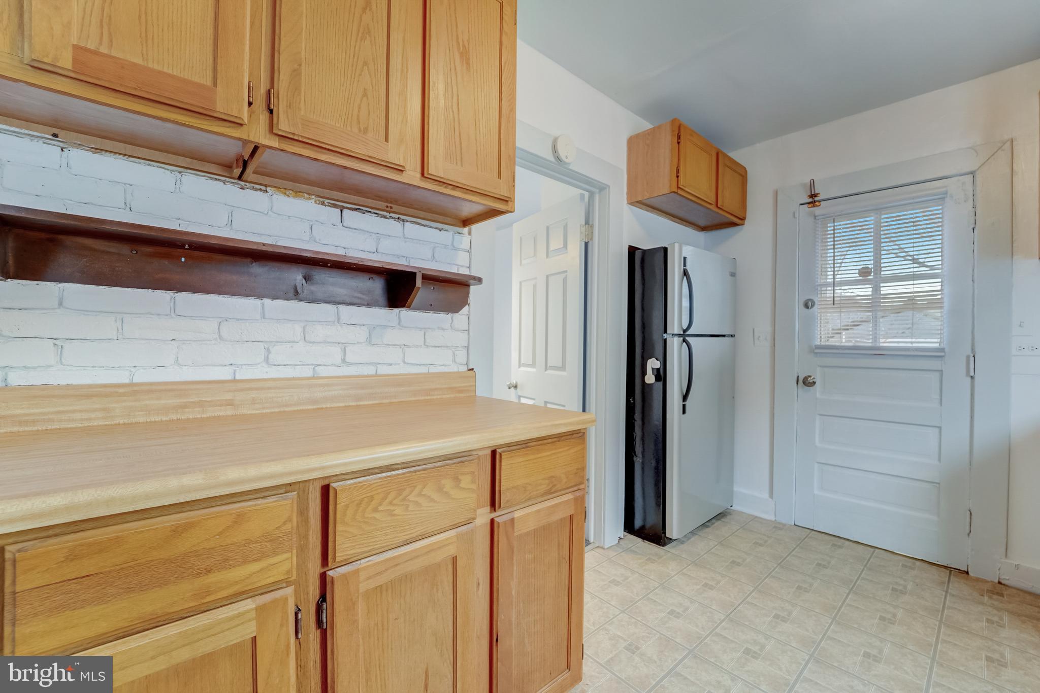 HILLCREST - Residential