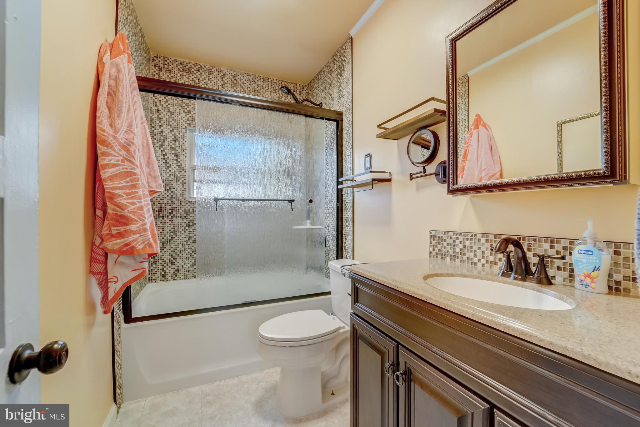 HILLCREST - Residential