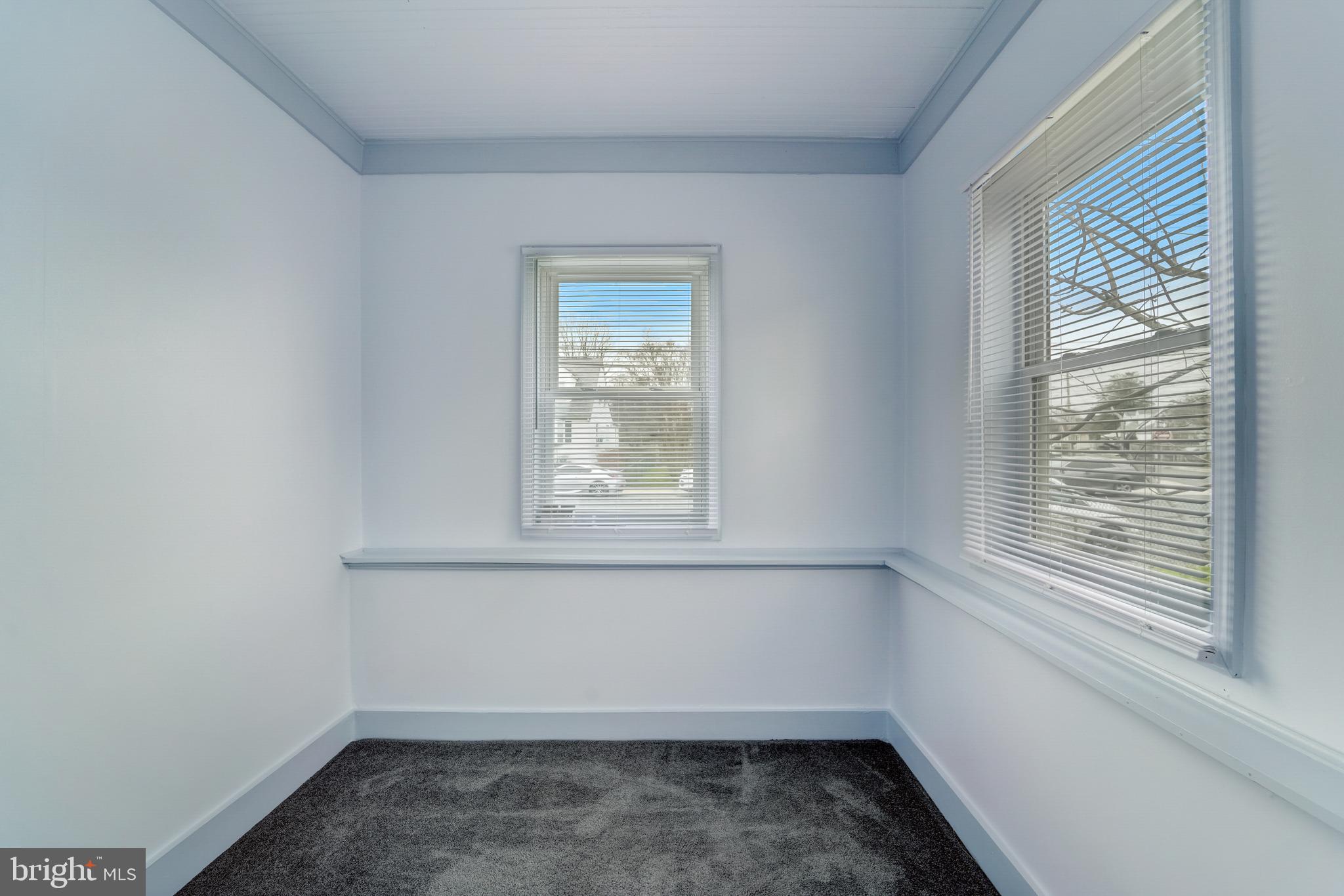 HILLCREST - Residential