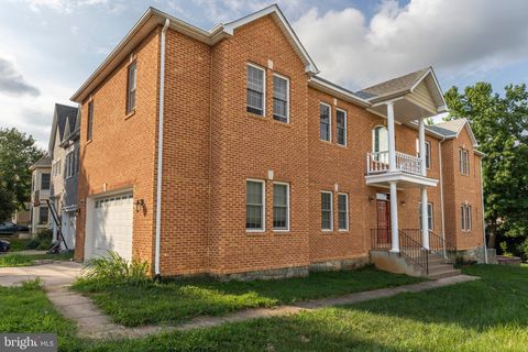 3954 WALNUT STREET FAIRFAX VA 22030