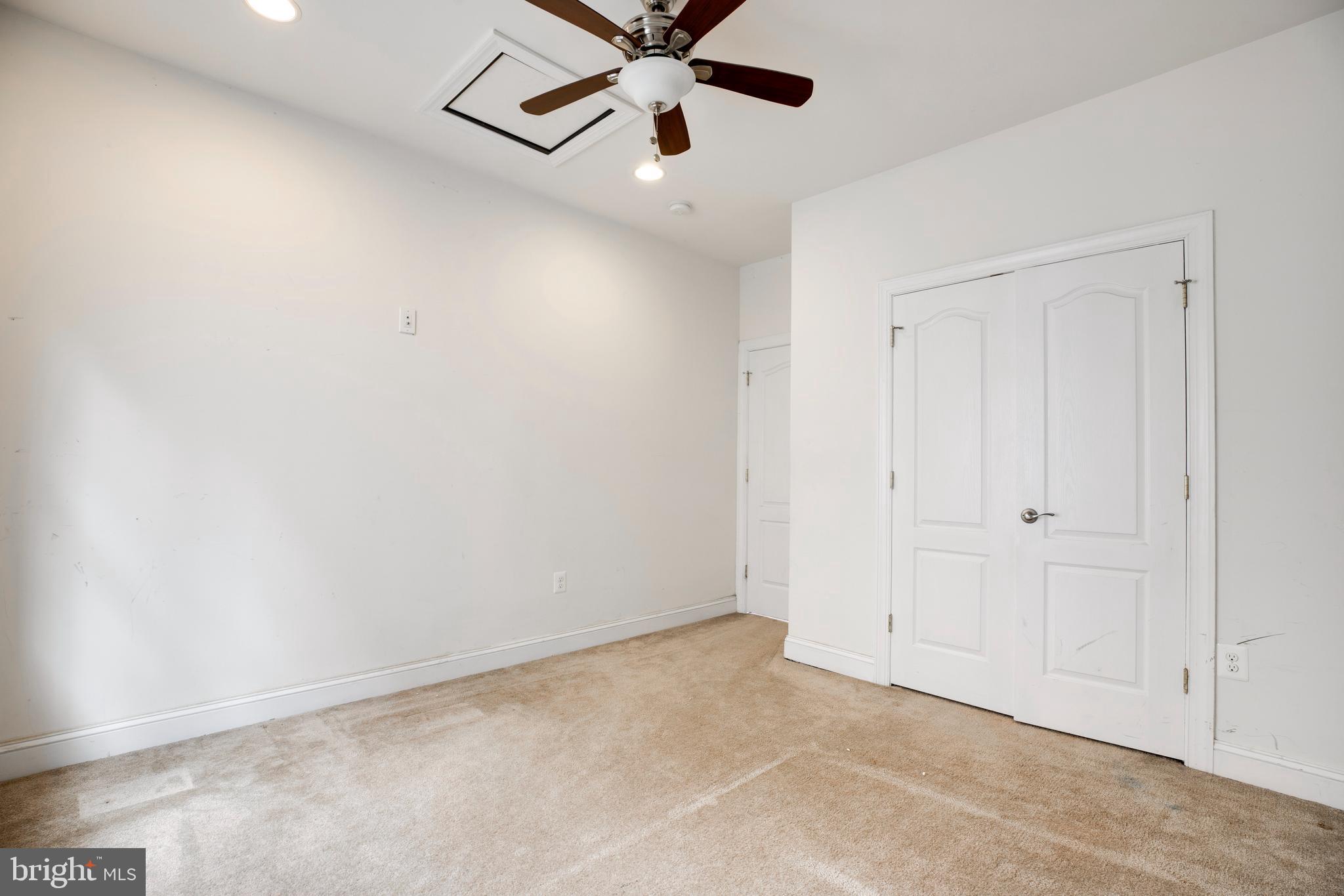 FAIRFAX HEIGHTS - Residential