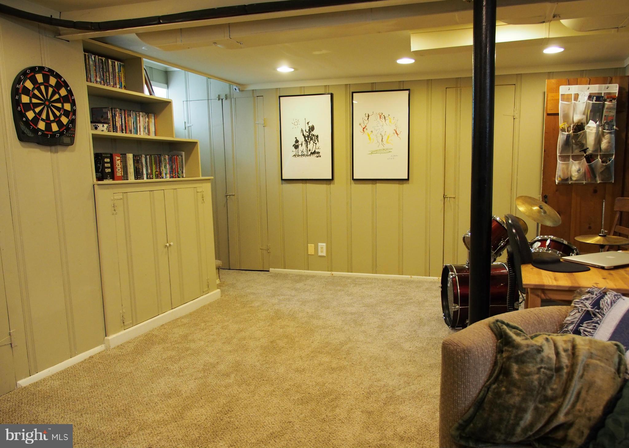 LOCH HILL - Residential