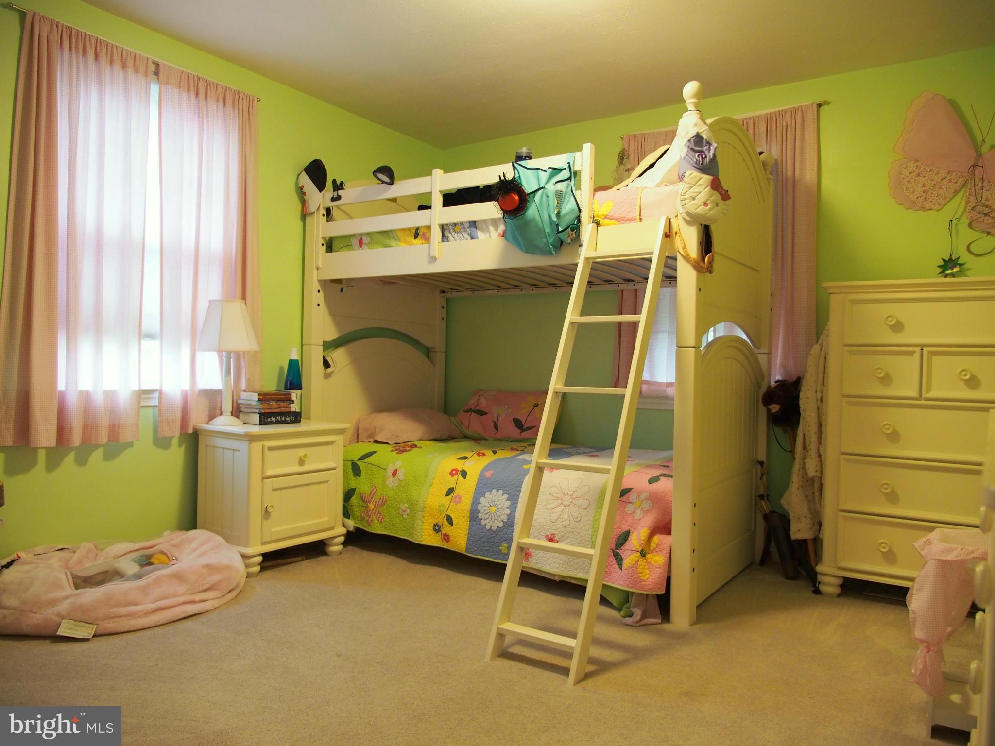 LOCH HILL - Residential