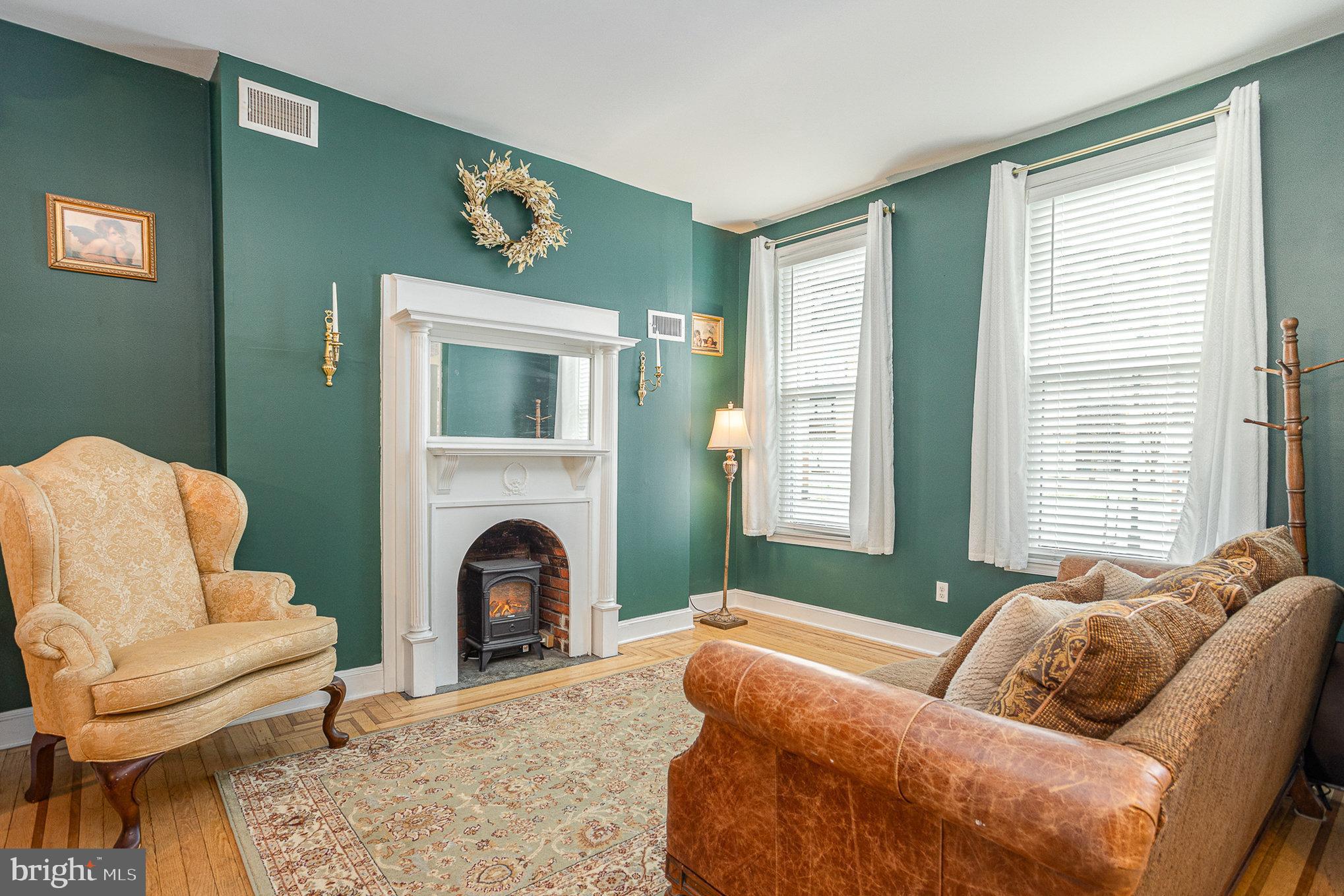 RIDGELY'S DELIGHT - Residential