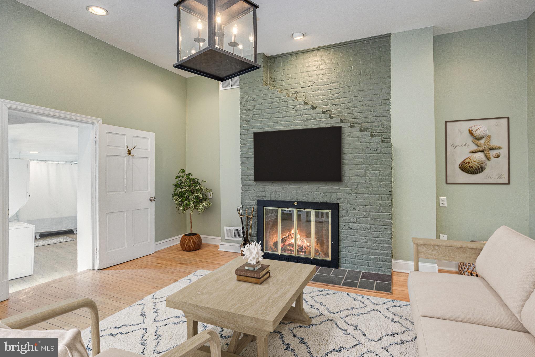 RIDGELY'S DELIGHT - Residential