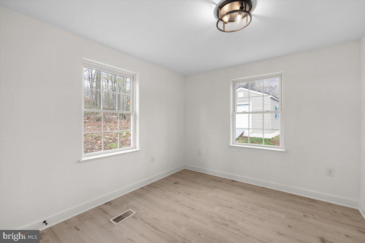 SHAWNEELAND - Residential