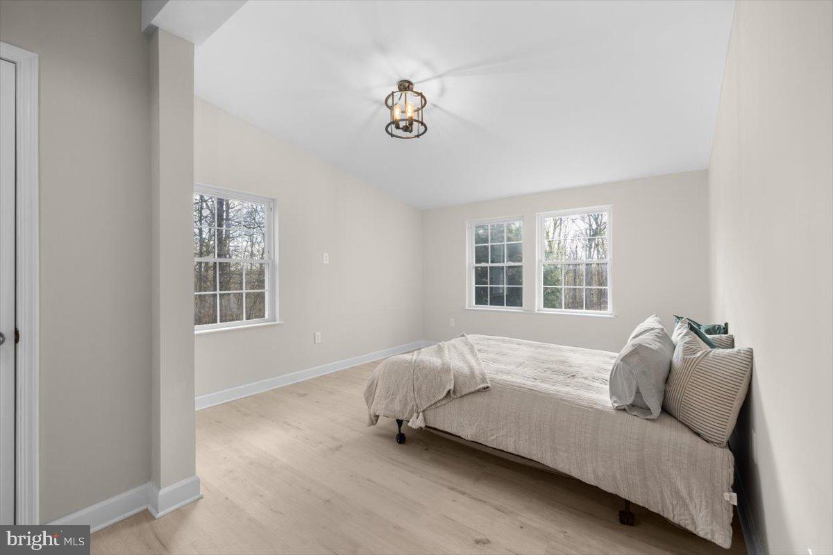 SHAWNEELAND - Residential