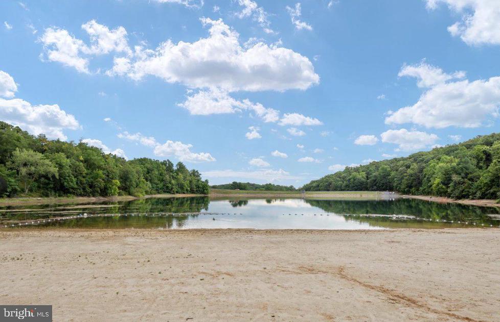 SHAWNEELAND - Residential