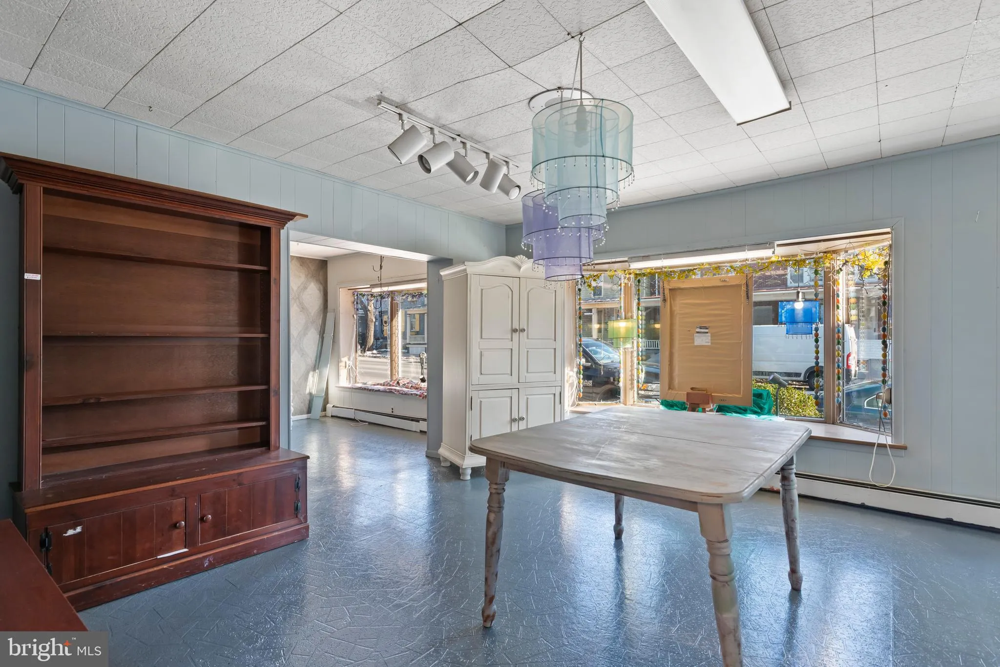 Shippensburg, Pennsylvania 17257, United States, 4 Bedrooms Bedrooms, ,Residential,Active,15087