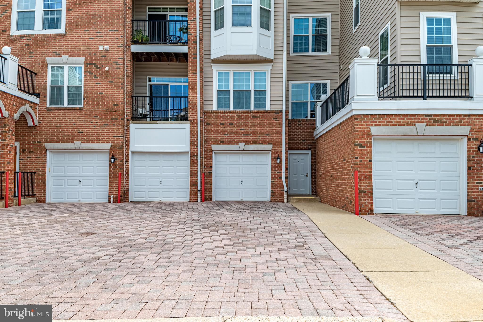 8605 WANDERING FOX TRAIL 105
