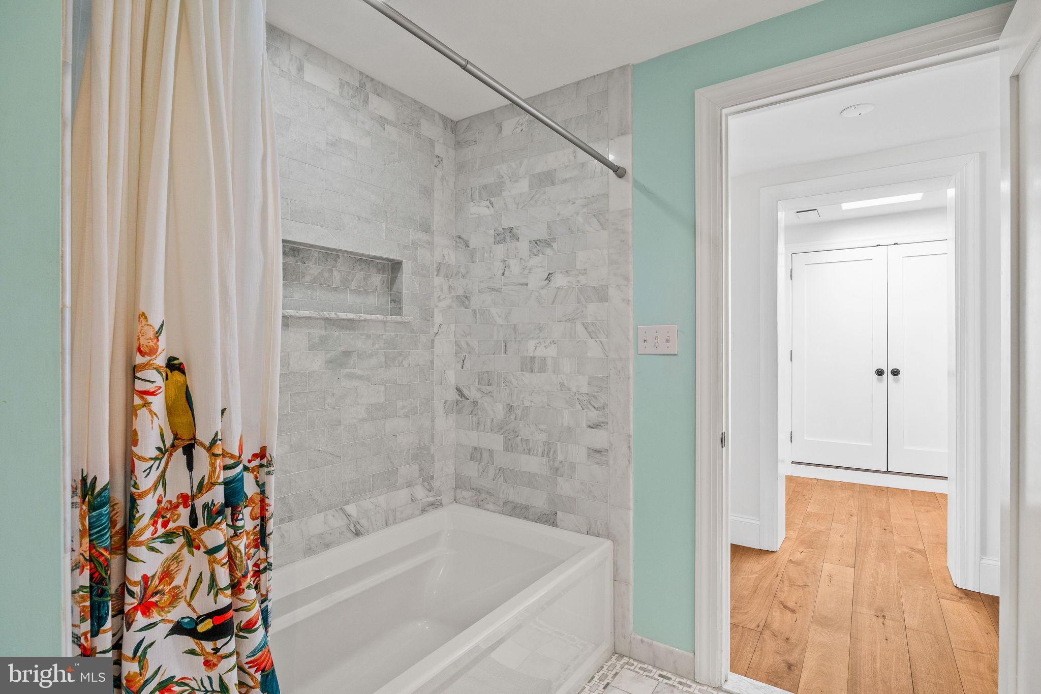 MANAYUNK - Residential