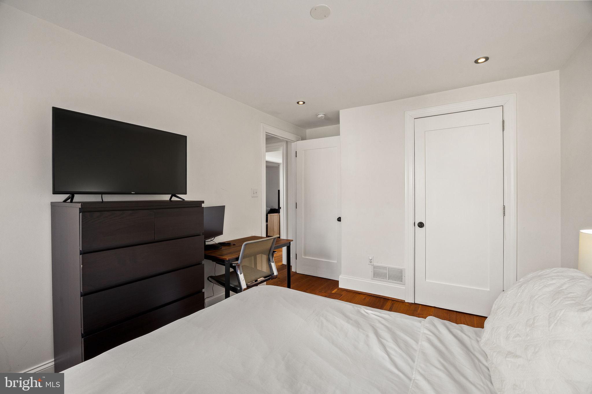 MANAYUNK - Residential