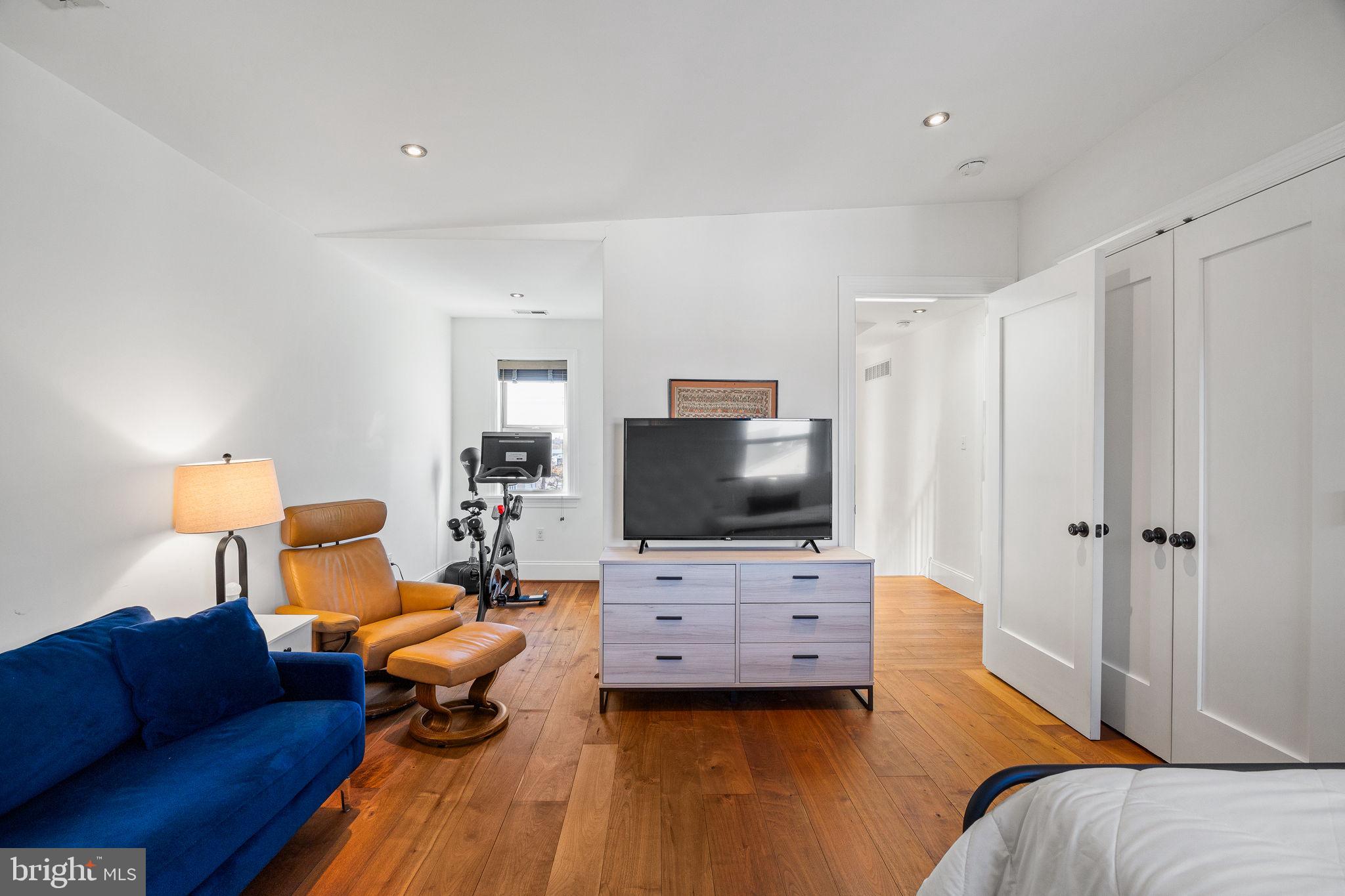 MANAYUNK - Residential