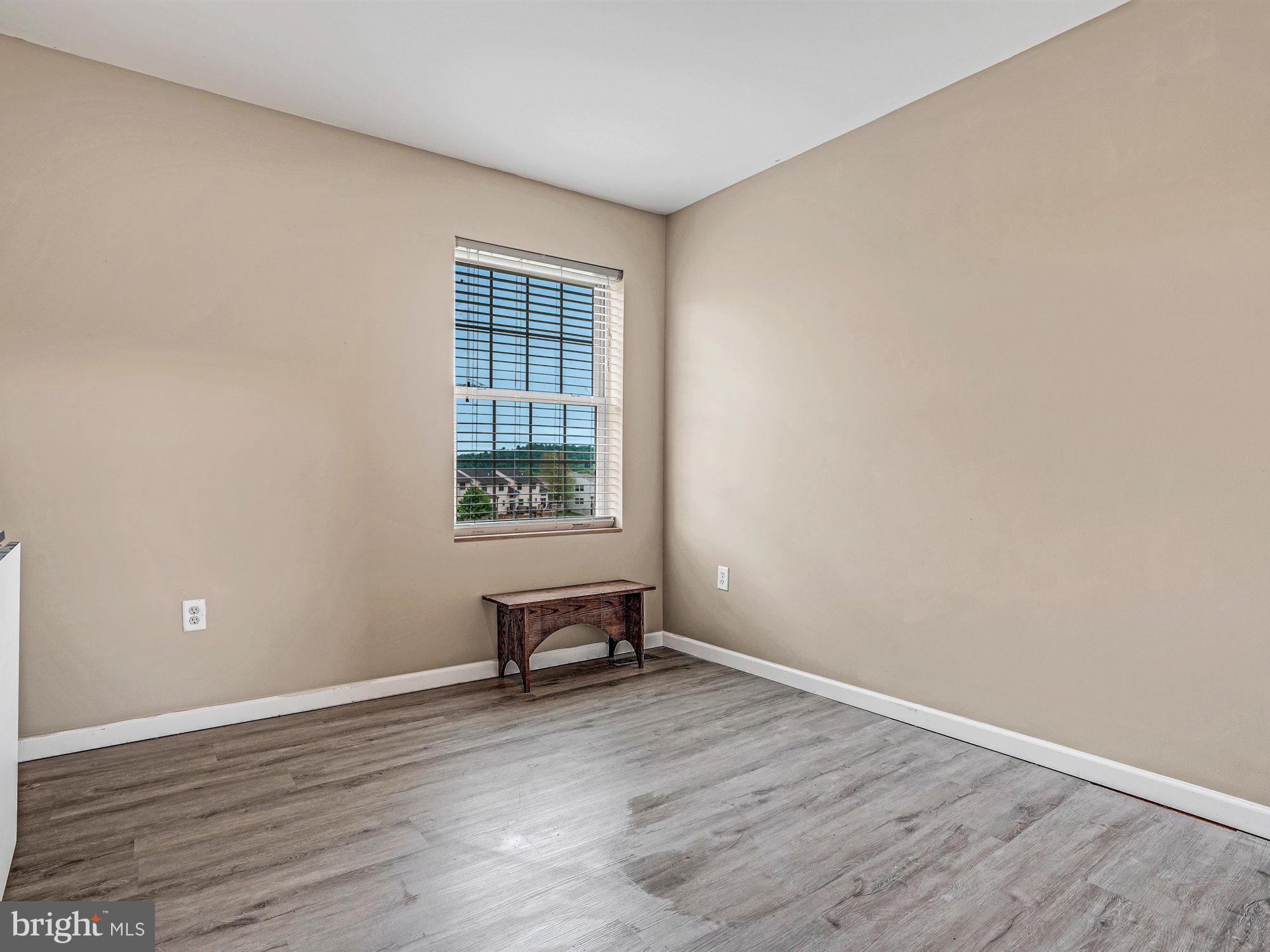 VILLAGE SQUARE COMMONS - Residential