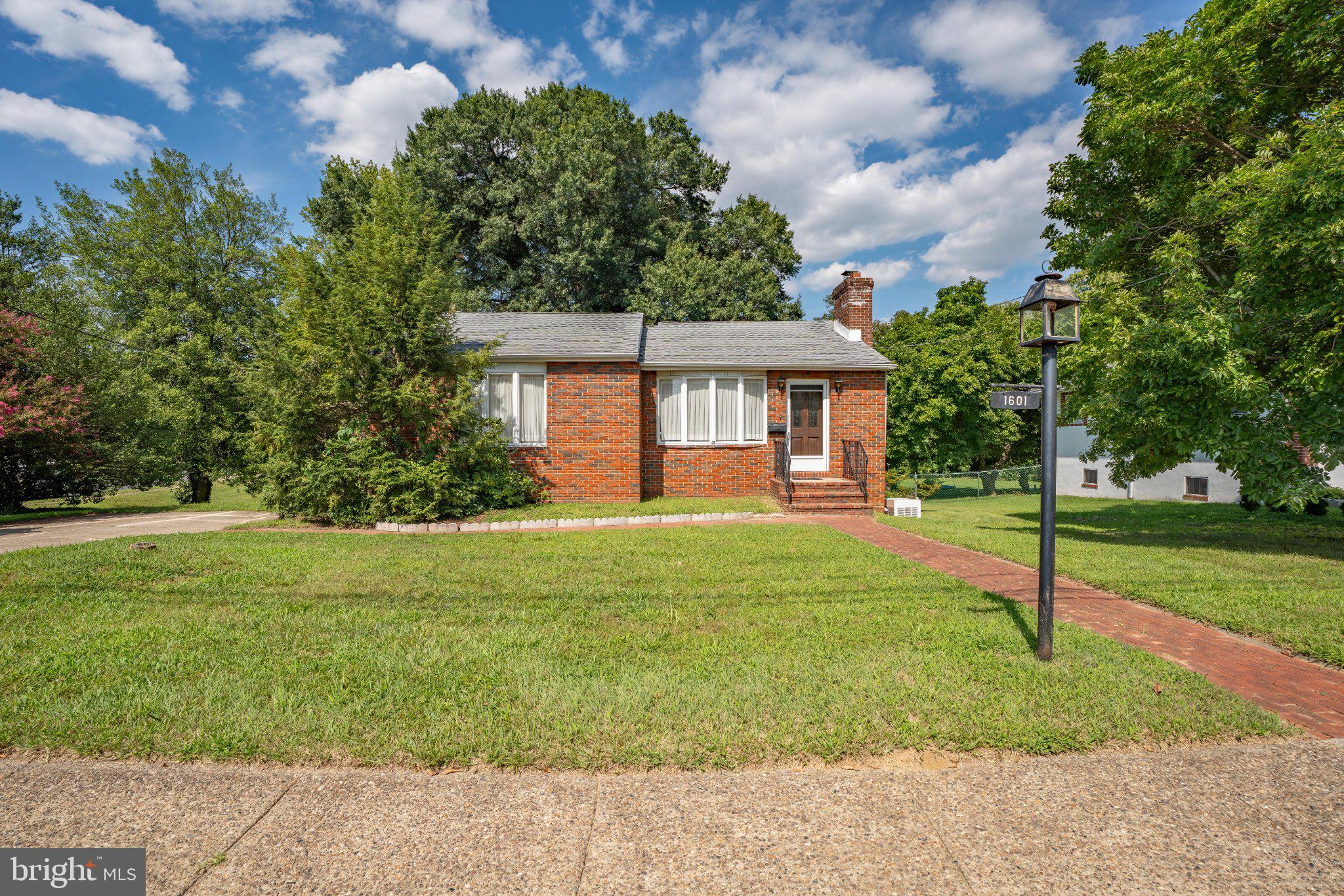 1601 MARKET STREET