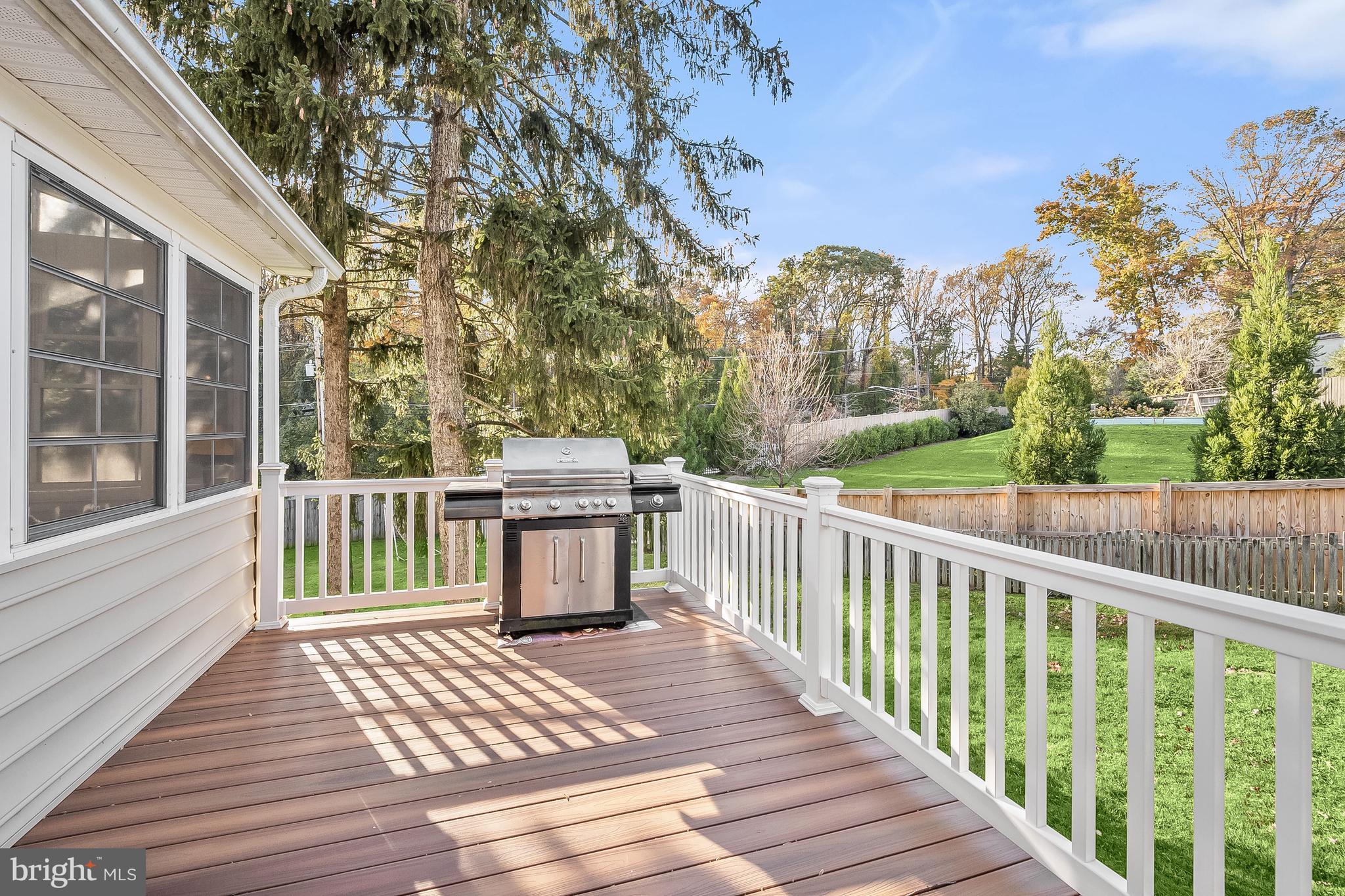 OLD COURT GARDENS - Residential