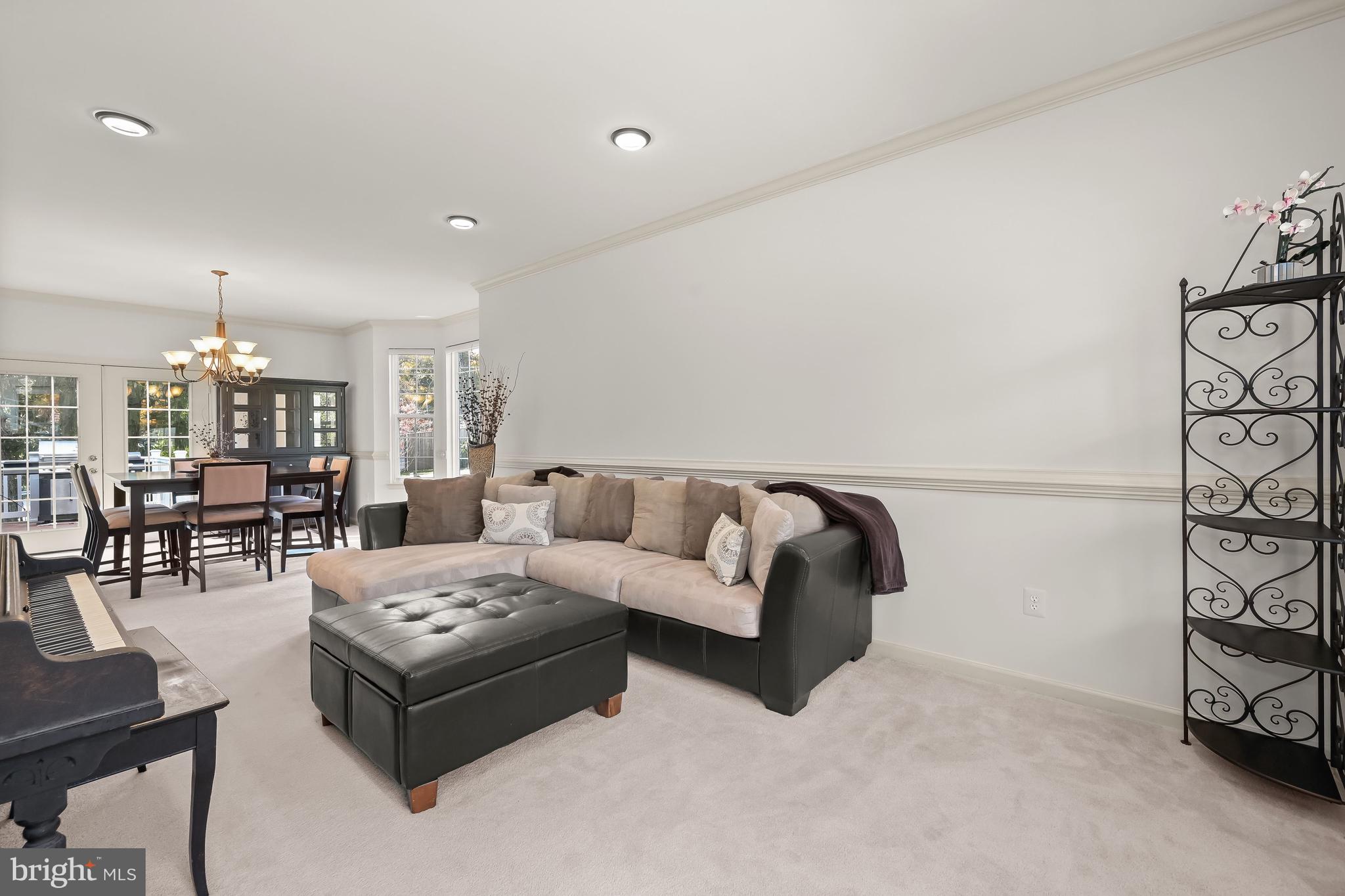 OLD COURT GARDENS - Residential