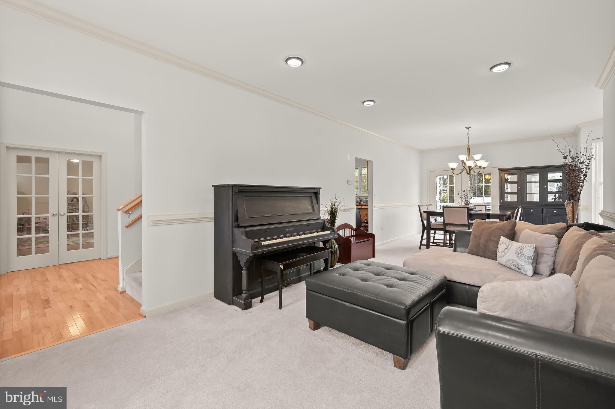 OLD COURT GARDENS - Residential