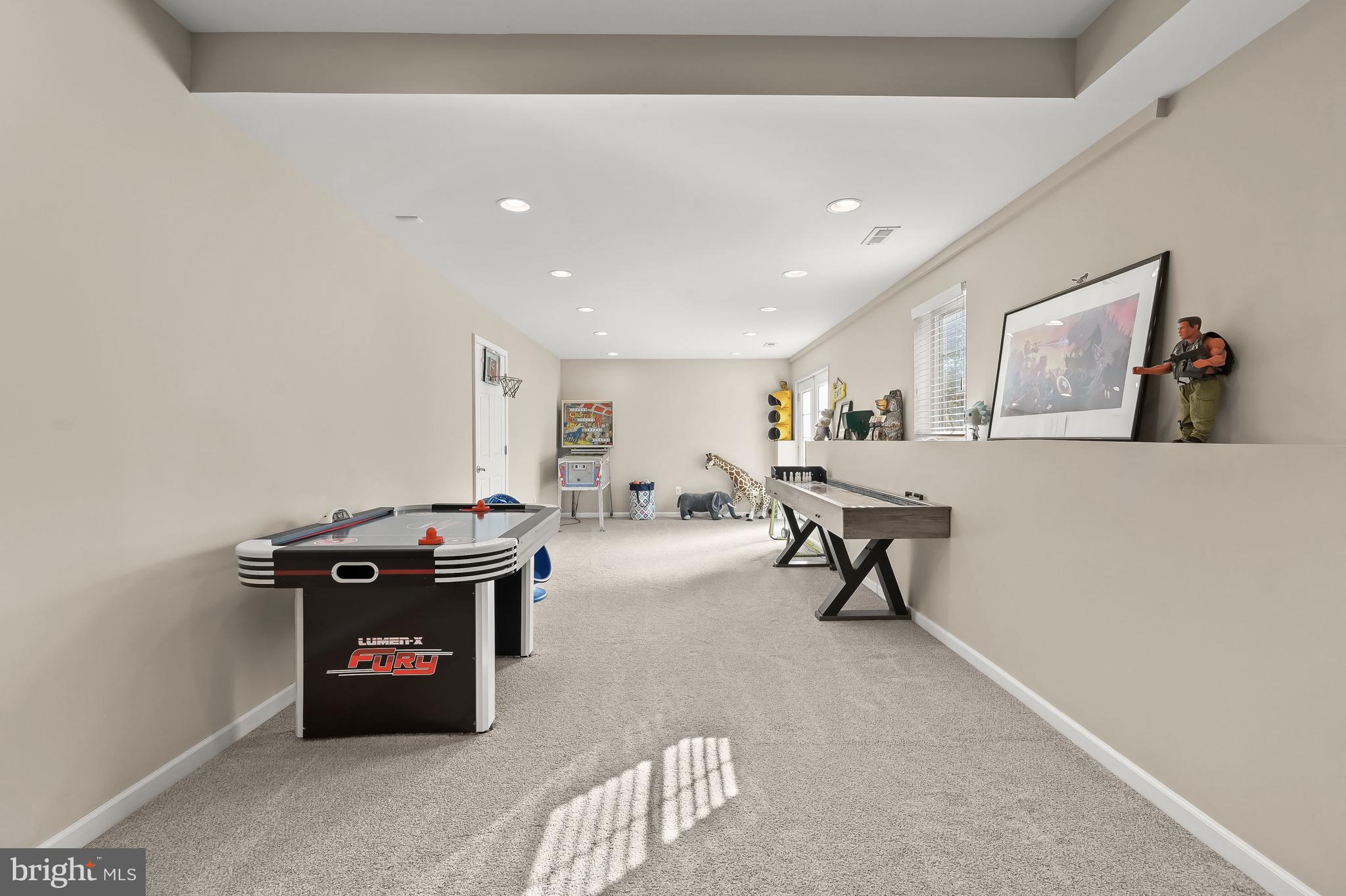 OLD COURT GARDENS - Residential