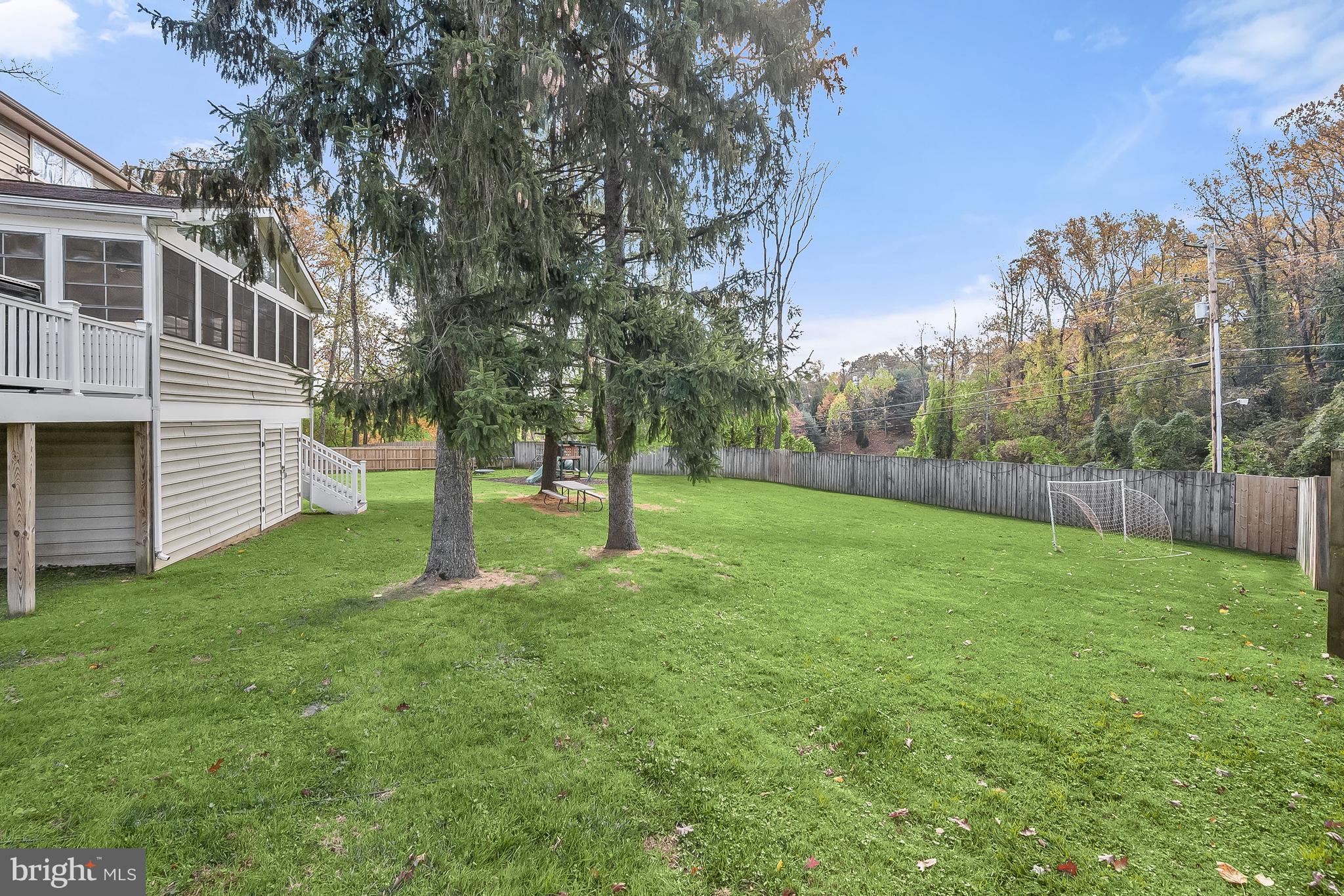 OLD COURT GARDENS - Residential