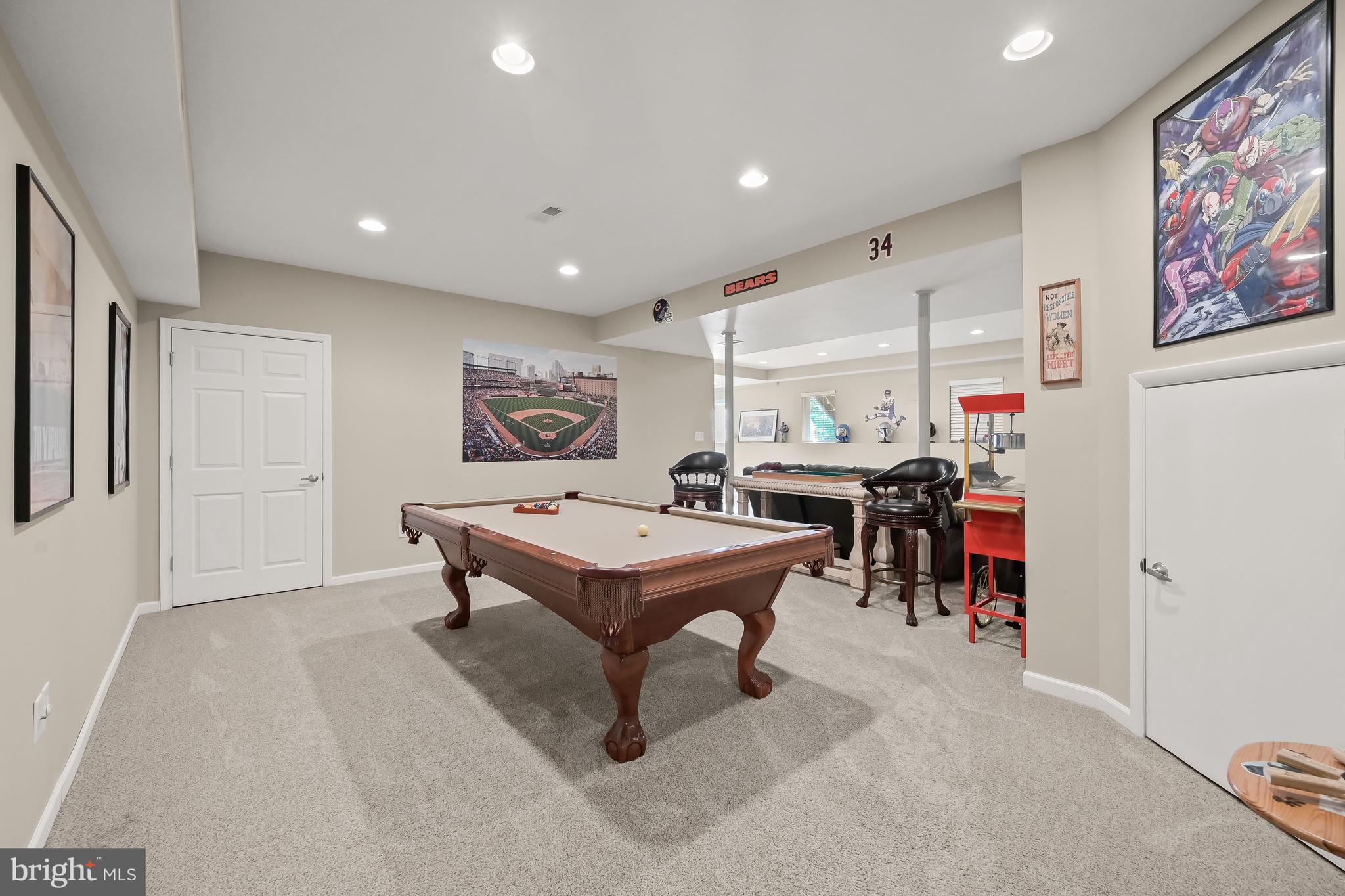 OLD COURT GARDENS - Residential