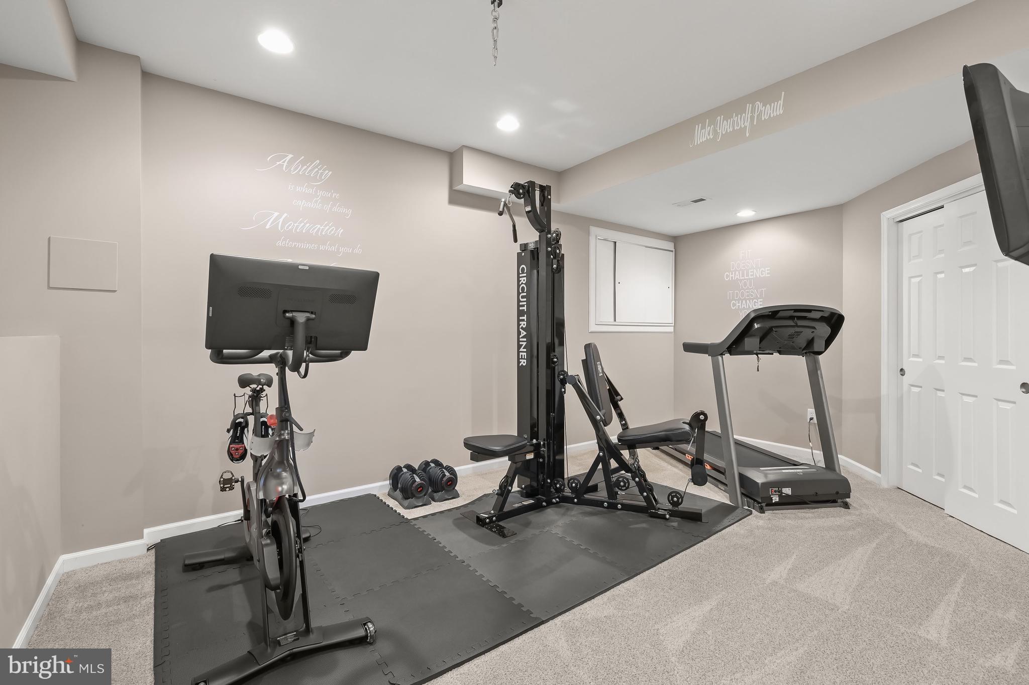 OLD COURT GARDENS - Residential