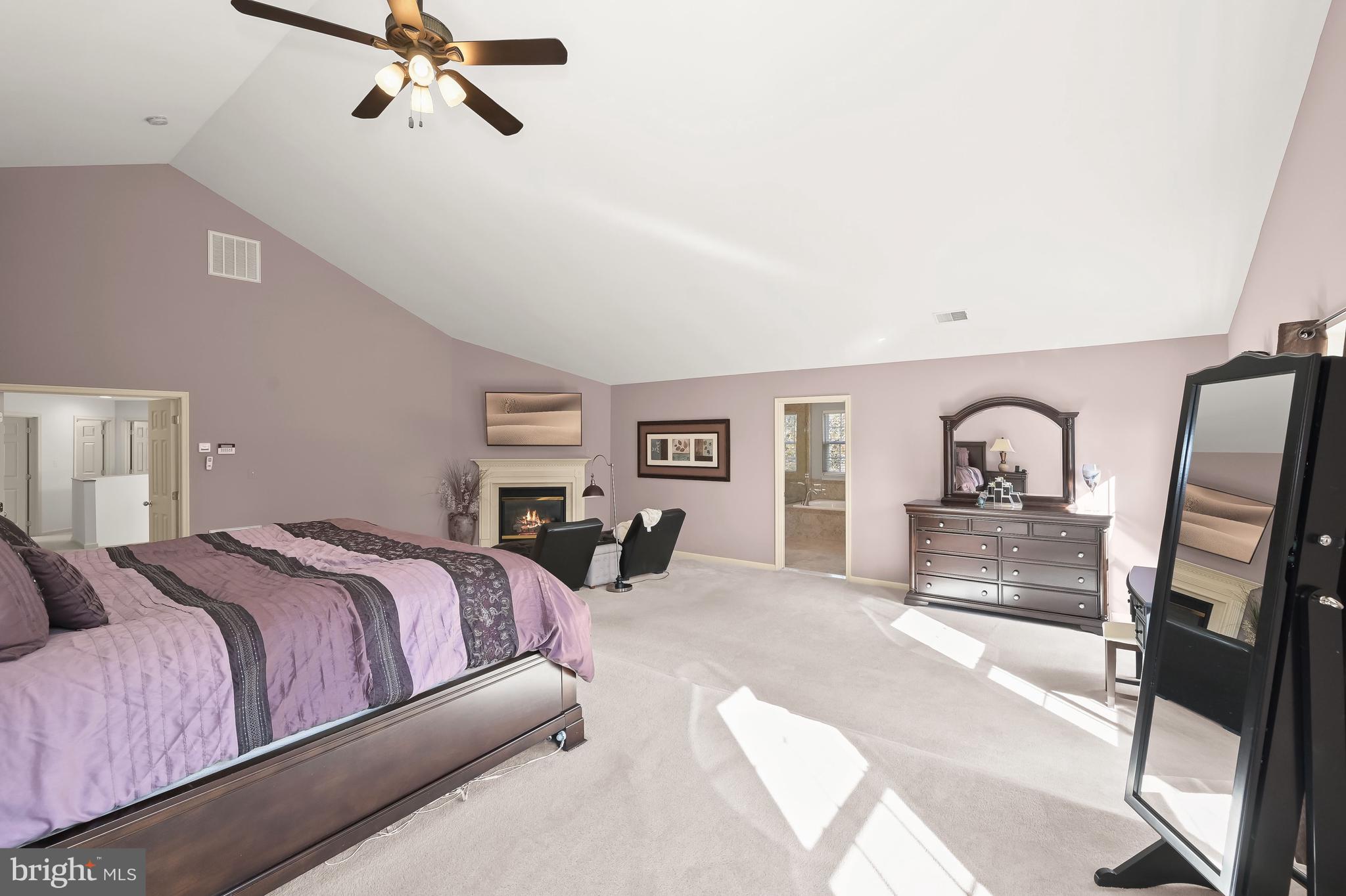 OLD COURT GARDENS - Residential